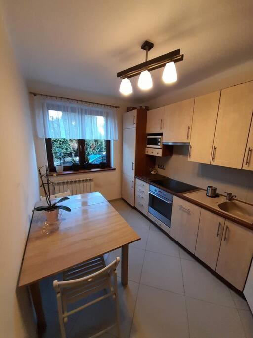 Bronowice- Parter Domu Apartment Krakow Ngoại thất bức ảnh